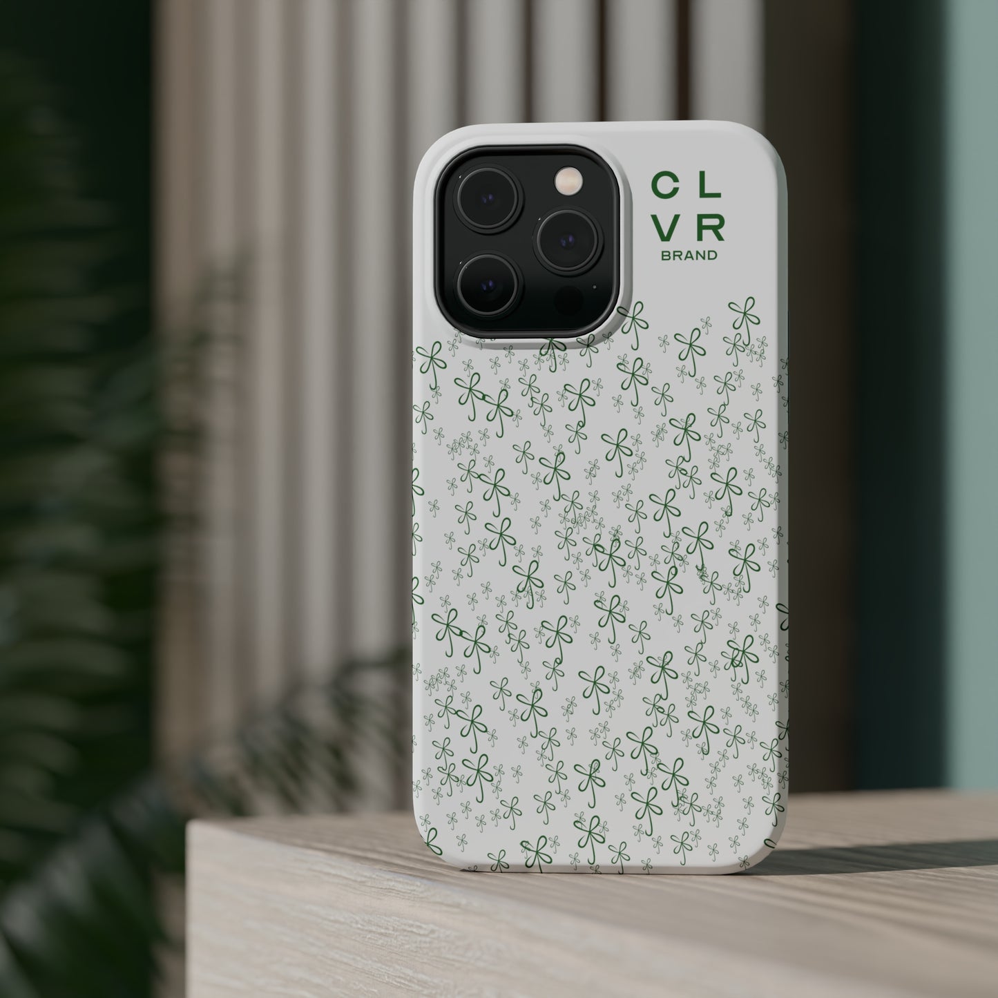 CLVR White+Field of Green MagSafe Case (iPhone 13 & 14 Only)