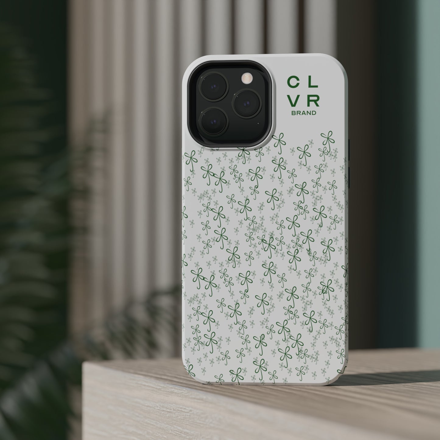 CLVR White+Field of Green MagSafe Case (iPhone 13 & 14 Only)